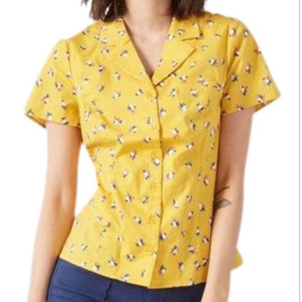 ModCloth Yellow Daytime Dynamo Button Up Floral Button-Down